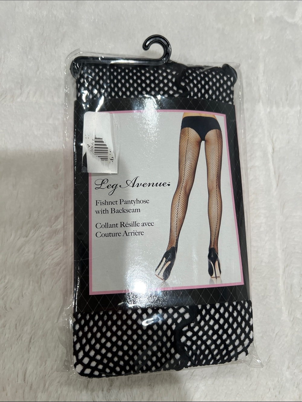 NWT Leg Avenue Black Fishnet Pantyhose with Backseam